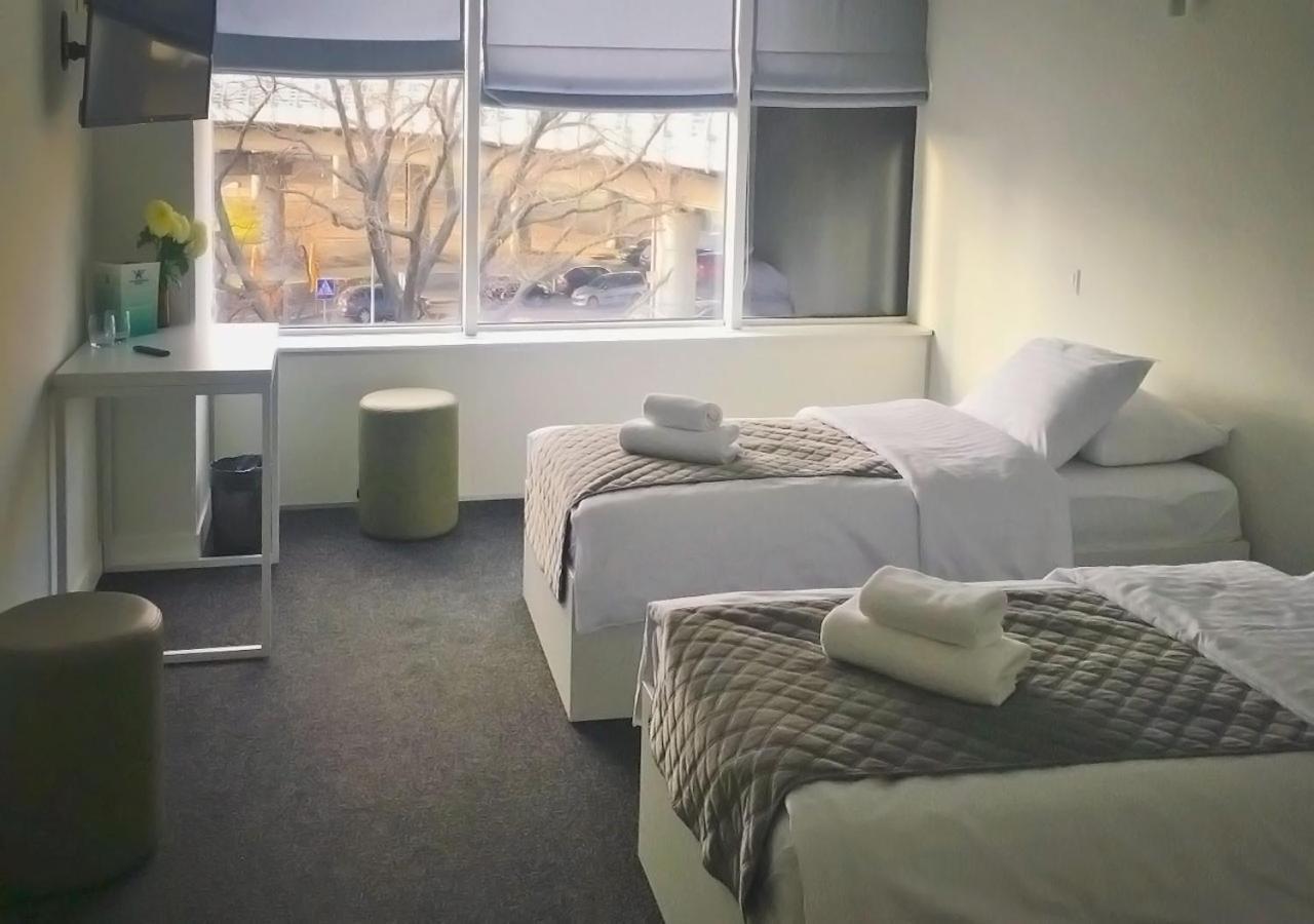 Kyivpasservis Hotel Extérieur photo