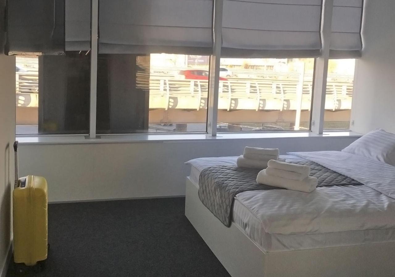 Kyivpasservis Hotel Extérieur photo